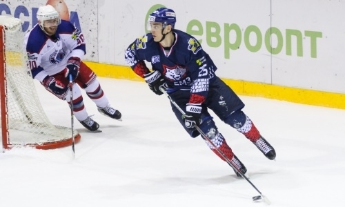 Начинавший прошлый сезон в Казахстане российский форвард усилил победителя «регулярки» УХЛ