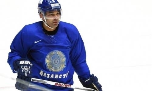 Игрок сборной Казахстана приступил к ледовым тренировкам