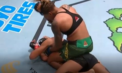 Видео нокаута, или Как казахстанка Мария Агапова проиграла свой первый бой в UFC