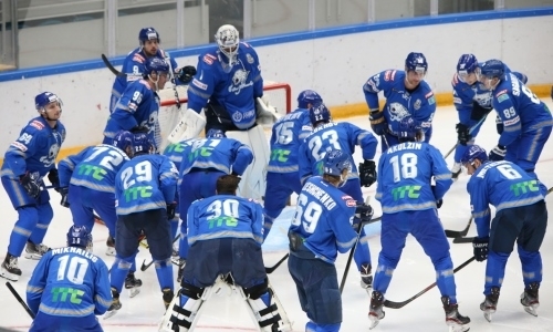 «Продолжают „тренировать“ друг друга»«. КХЛ — о матчах «Барыса» и игре новичков клуба