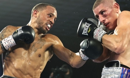 Бывший чемпион мира в весе Головкина подбил глаз украинскому боксеру и заставил его сдаться. Видео