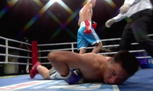 Непобежденный казахстанец встал после нокдауна и впервые проиграл в профи