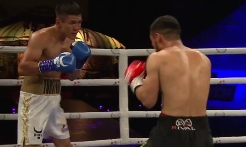 Как Турсынбай Кулахмет «размотал» соперника в своем дебютном бою в профи. Видео