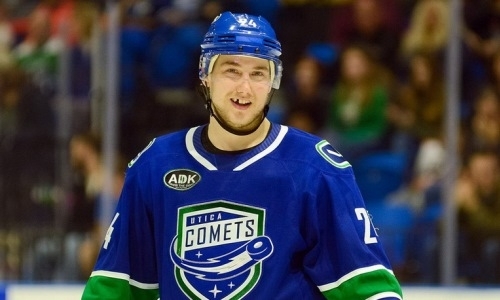 Американский нападающий прибыл в расположение принципиального соперника «Барыса» в КХЛ