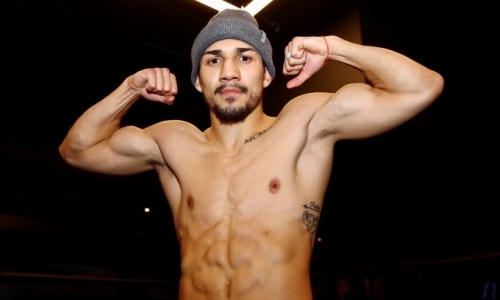 К ударам Ломаченко готов. Как Лопес прокачивает мышцы кора перед боем с украинцем. Видео