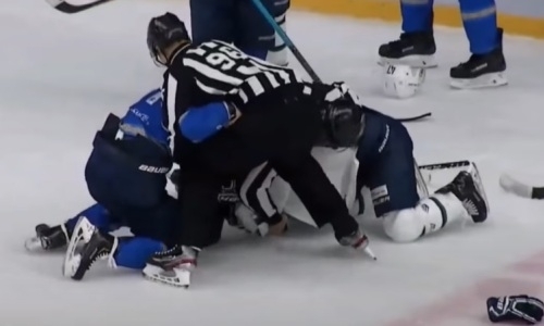 «Я включил Рембо». Хоккеист «Барыса» вспомнил, как подбил глаз сопернику. Видео драки