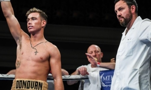 «Разрушителя» финишировали апперкотом за 91 секунду. Видео нокаута