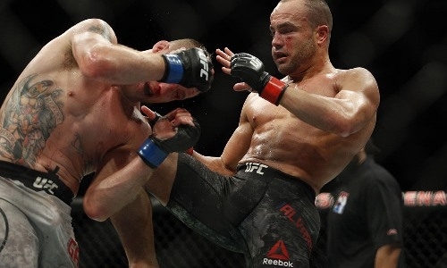 «Надеюсь, он уберёт со своего пути Хабиба». Экс-чемпион UFC ждет первого поражения Нурмагомедова