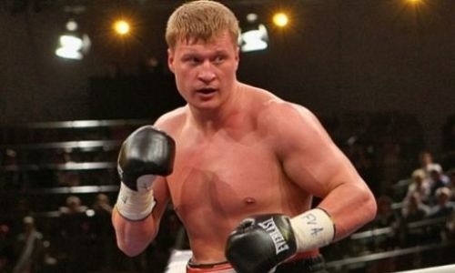 «Пропускал плюхи, искры из глаз летели». Харитонов рассказал о спаррингах с Поветкиным