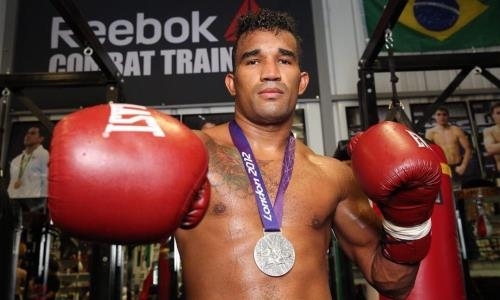 Призер Олимпиады-2012 после победы нокаутом обратился к Головкину и нацелился на его титул