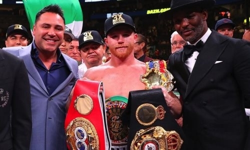 «Неприлично богат». «Канело» обвинили в жадности перед трилогией с Головкиным и пригрозили потерей фанатов