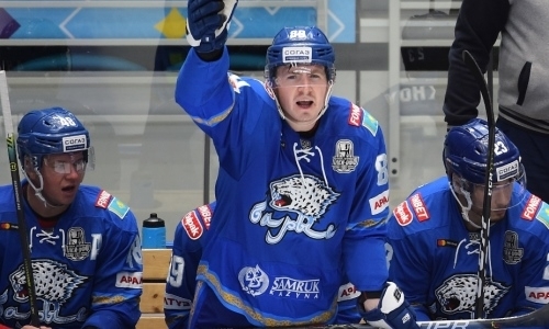 «Гроза сталеваров и великолепный профессионал». «Барыс» обратился к своему хоккеисту