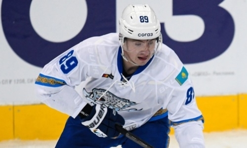 «Пока не совсем получается». Хоккеист «Барыса» признался, в чем надо прибавлять команде