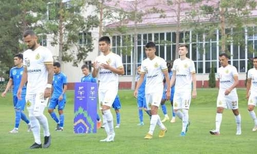 Зарубежный клуб казахстанского футболиста потерпел первое поражение в чемпионате, но остался лидером