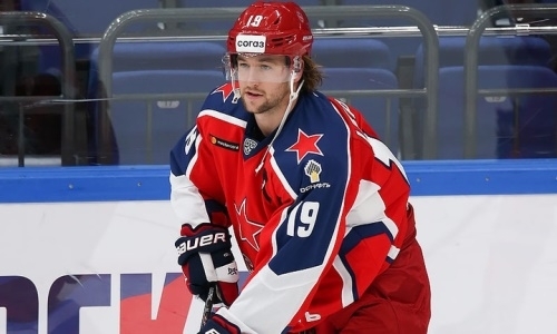 Новичок ЦСКА прокомментировал свой дебют в КХЛ в матче против «Барыса»