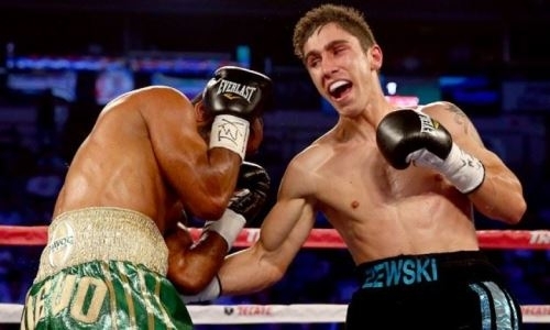 Испугавшийся Садриддина Ахмедова боксер захотел драться с Кроуфордом