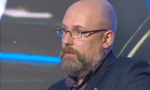 «Бедные думают, зачем из азиатского отбора перешли в европейский». Белорусский комментатор — о казахстанских клубах и сборной Казахстана