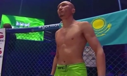 Первый казахстанец проиграл на турнире памяти Абдулманапа Нурмагомедова