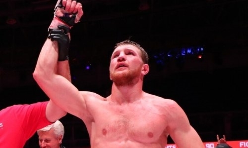 «Это то, чего хотел Абдулманап, то, о чем он мечтал». Минеев подвел главный итог боя с Ермековым