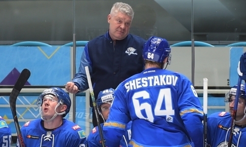 «Нельзя так играть». Наставник «Барыса» раскритиковал команду после первой домашней победы в КХЛ