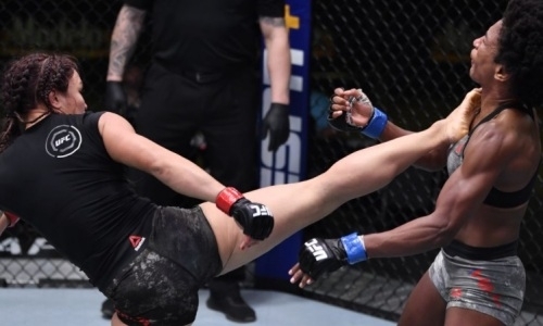 Видео полного боя Уотерсон — Хилл на турнире UFC Fight Night 177