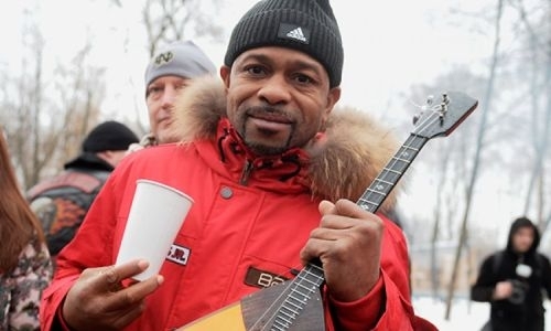 «В России я как Майкл Джексон». Рой Джонс высказался о встрече с Путиным и противостоянии РФ и США