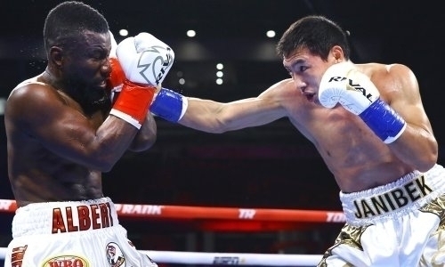 «Станет одним из чемпионов мира». Известному казахстанскому профи прочат блестящее будущее