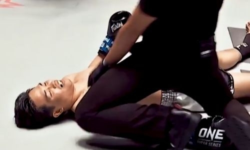 Брутальным нокаутом на шестой секунде завершился бой турнира ONE Championship. Видео