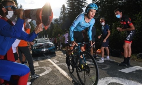 «Кто-то всегда проигрывает». Капитан «Астаны» отреагировал на выход из тройки лидеров «Тур де Франс»