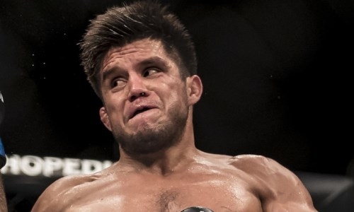 Генри Сехудо дал юмористический прогноз на турнир UFC 253