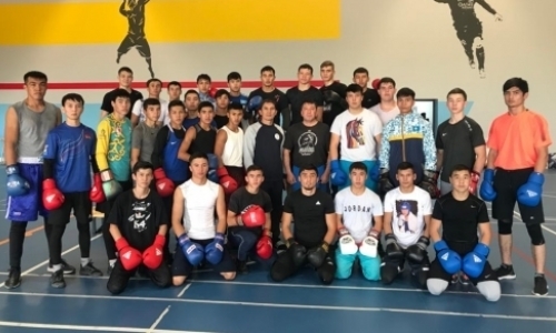 У молодежной сборной Казахстана проходят сборы в Туркестанской области