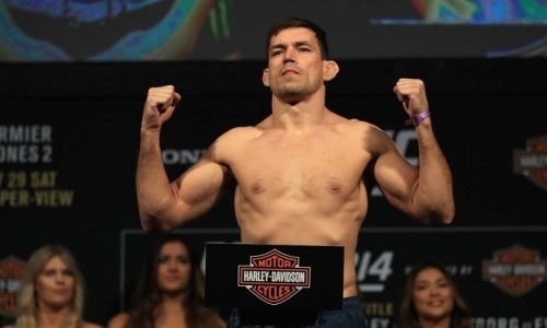 Ветеран UFC отказался от поединка с Хамзатом Чимаевым