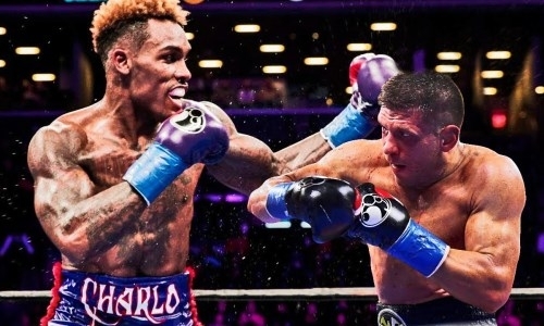 «Остановят из-за рассечения в восьмом раунде». Уроженец Казахстана Липинец дал прогноз на бой Деревянченко — Чарло