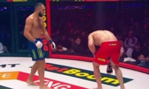 Украинский файтер убойным фронт-киком «приговорил» россиянина. Видео нокаута