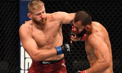 Видео полного боя Рейес — Блахович за титул чемпиона UFC с сенсационным нокаутом