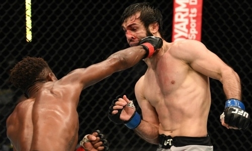 Видео полного боя Тухугов — Даводу с поражением россиянина в UFC