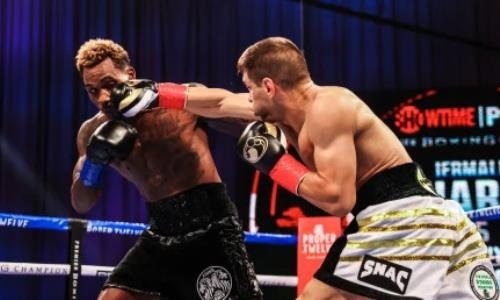 Опубликованы официальные судейские записки боя Деревянченко — Чарло за титул WBC в весе Головкина