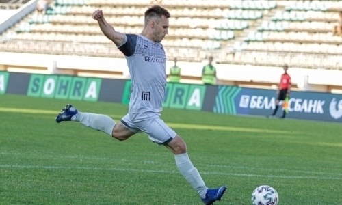 Казахстанский футболист из европейского клуба повторил свой гол с 30-и метров на тренировке. Видео