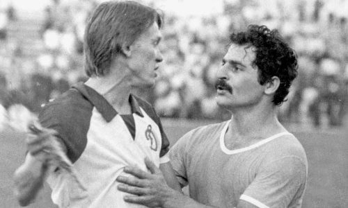 «Распивали шампанское едва ли не со всеми клубами». Знаменитый форвард вспомнил «третьи таймы» в «Кайрате»