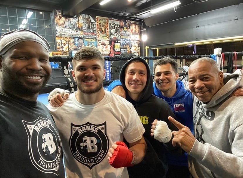 Головкин показал свежее фото своей команды из зала