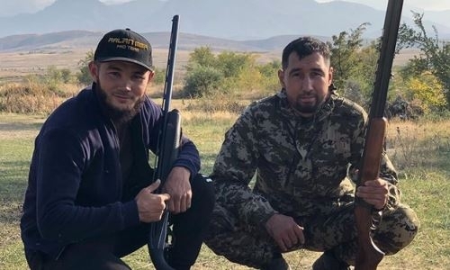 Известные казахстанские боксеры-профи сходили на охоту и показали свою добычу