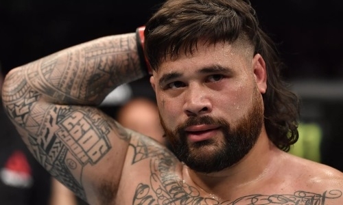 Австралийский супертяж UFC осужден на 22 месяца тюрьмы. Он работал охранником в баре