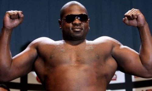 «Закупайся лекарствами». Соперник Гассиева пригрозил «надрать задницу» россиянину