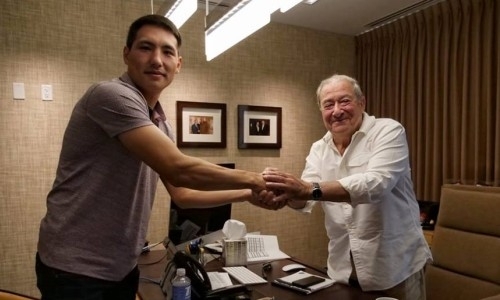 Стало известно, как Боб Арум относится к Жанибеку Алимханулы