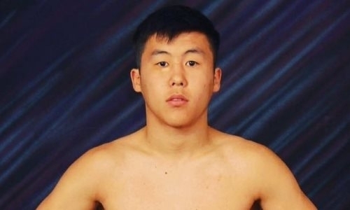 Казахстанский боксер вернулся на ринг спустя четыре года и оформил быстрый нокаут