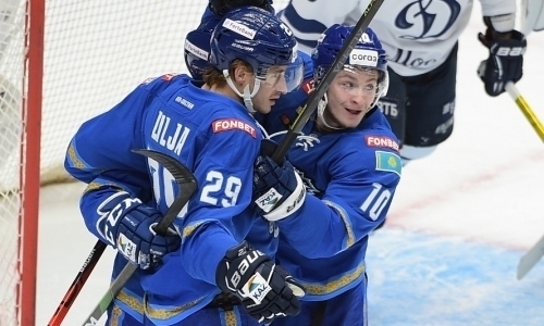 «Показывает хороший темп». Шведское СМИ оценило игру легионера «Барыса»