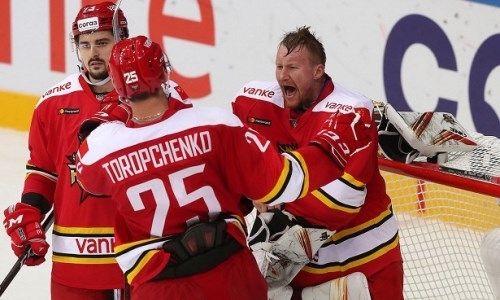 Первая победа на льду. Сенсация произошла в матче конференции «Барыса»