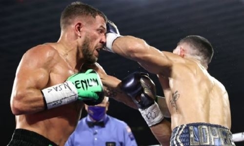 Украинский боксер потроллил Ломаченко за сенсационное поражение Лопесу. Фото