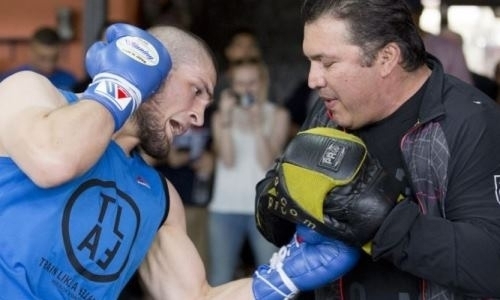 «Газуй!». Тренер Хабиба Нурмагомедова рассказал, какие знает русские слова