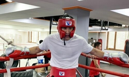 Жанкош Тураров нокаутировал своего спарринг-партнёра. Видео